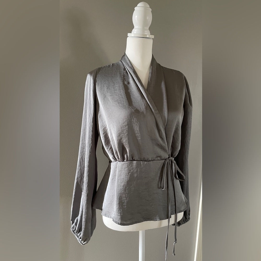 june & hudson wrap shirt, open back , excellent condition like new